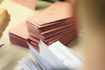 Wie geht‘s von der Stimmabgabe zum amtlichen Wahlergebnis?