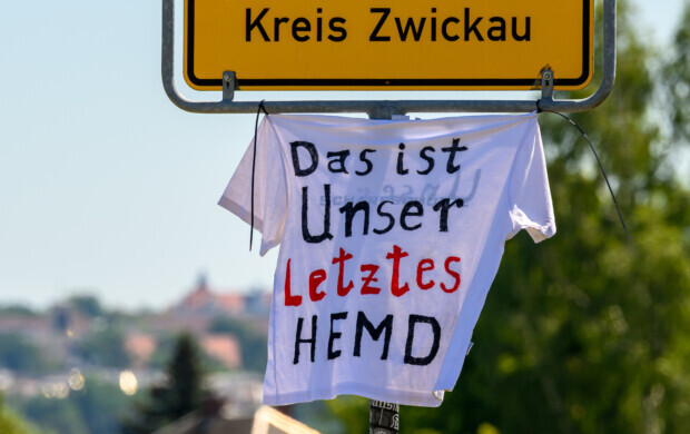 Bürgerprotest: Deutsche fühlen sich „bis zum Letzten Hemd“ ausgezogen