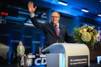 CDU Thüringen bestätigt ihren beschädigten Ministerpräsidenten Voigt