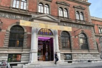 Juwelenraub in Wiener Museum: Täter schlugen 41-mal auf Vitrine ein