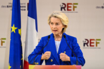 Gefährliche Gedankenspiele: Von der Leyen will private Bankguthaben staatlich lenken
