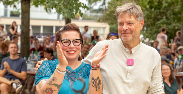 „Bedrohtes Land“: Wie der Anti-AfD-Wahlkampf zur großen Heldenshow wird