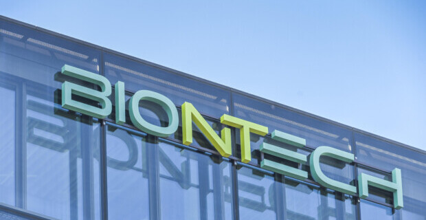 Mehr Tote in mRNA-Behandlungsgruppe: BioNTech bricht Krebsstudie ab