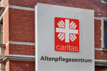 Dürfen AfD-Mitglieder ihre Angehörigen im Caritas-Pflegeheim besuchen?