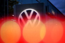 Tarifschock für VW-Mitarbeiter: VW kündigt zehn Tarifverträge zum Jahresende