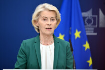 Von der Leyens Chat-Praxis: Nur ein Achselzucken für die Kritik