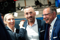 Von vollen Hallen zu vollen Wahlurnen: AfD feiert historischen Erfolg