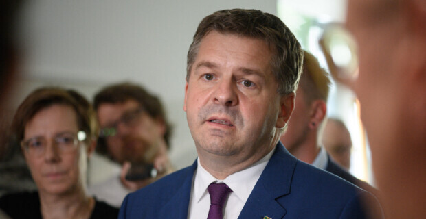 Der Selbstmord der CDU vor aller Augen –  Schulze sorgt schon mal vor für sich