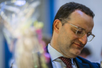 Jens Spahn zieht sich aus dem Haushaltsausschuss zurück