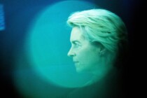 Von der Leyen greift nach der Außenpolitik