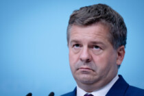 Und Tschüss Gewaltenteilung: in Sachsen-Anhalt werden Legislative und Exekutive vereint