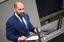 Bundestagsabgeordneter Lamely dreht linke Asyl-Website um