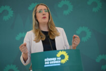 Grün-Rot-Rot im Anflug: Keine Berührungsängste mit Linksextremismus
