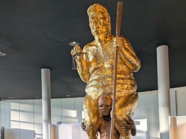 Die Trump-Statue in Straßburg.
