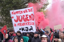 Gen-Z-Protesttag: Böllerwürfe in Frankfurt – Polizei greift in Leipzig mit Pfefferspray ein