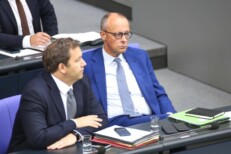 Vizekanzler Lars Klingbeil und Kanzler Friedrich Merz.