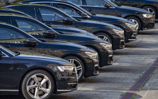 Für die AfD soll es keinen BMW als Dienstwagen geben.