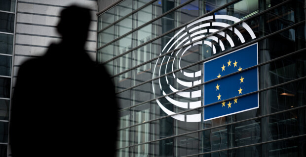 EU-Chatkontrolle: Europas Privatnachrichten landen in Palantir-Software